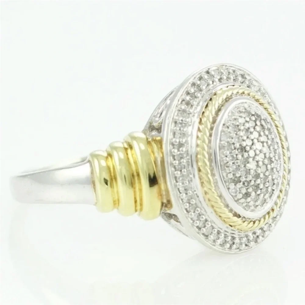 Diamond White JWBR is18 karet gold over SS. Highlight
Diamond. Encrusted cluster - Picture 2 of 6